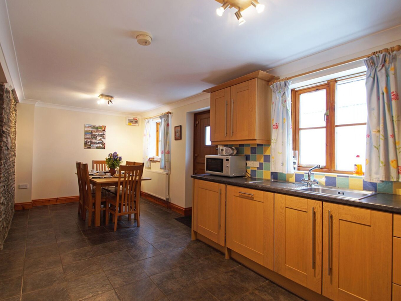 Hen Ysgubor - Self Catering Holiday Cottage in Lampeter, Wales